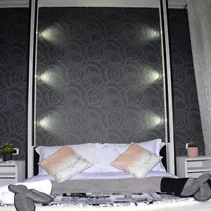 L'aurora 2*, Napoli Italia